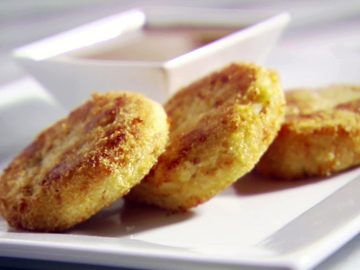 Fried Potato Cakes With Mashed Potatoes Fried Potato Cakes With Mashed Potatoes